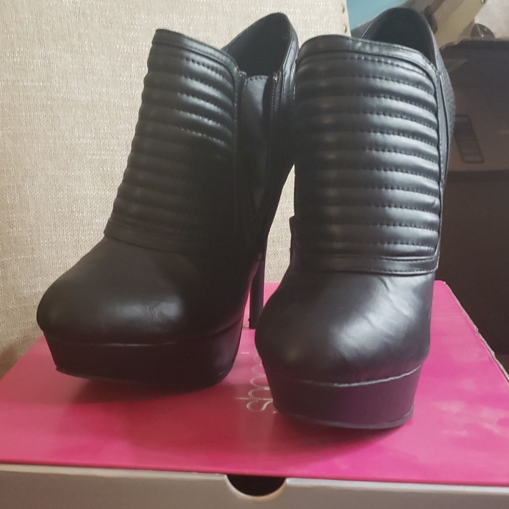 Black booties